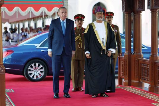 Cumhurbaşkanı Erdoğan, Umman Al Alam Sarayı’nda