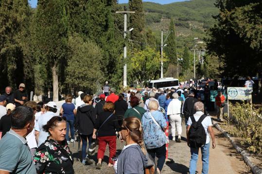Tuncel Kurtiz, ölümünün 12nci yıl dönümünde mezarı başında anıldı