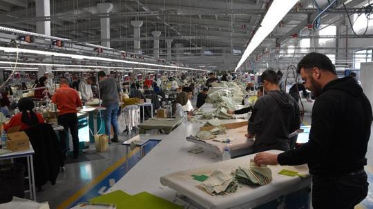 Bitlis'te teşviklerle açılan tekstil atölyelerinde 13 bin kişiye istihdam