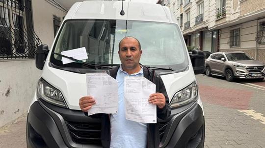 Kredi çekip sıfır aldığı servis minibüsü arıza verdi; 24 kez servise götürdü