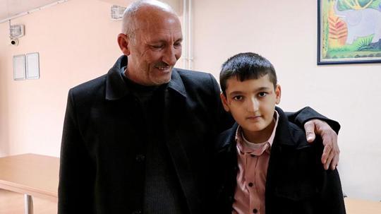 Irak'ta terör eyleminde kaçırılan çocuk, Türkiye'de ailesine kavuştu