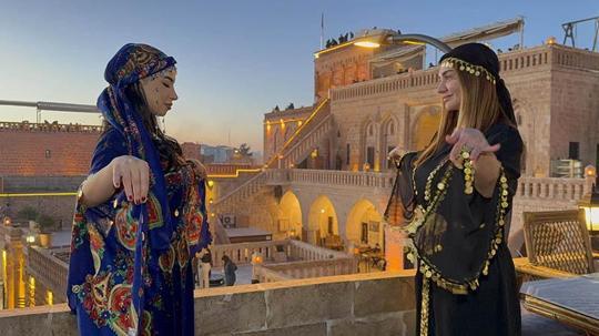 Midyat’ta turizm kışın da devam ediyor