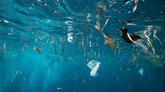 'Anne sütünde dahi tespit edilen mikroplastikler çevreyi ve insan sağlığını tehdit ediyor'