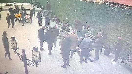 Kars'ta bıçaklı kavga: 2'si ağır, 7 yaralı