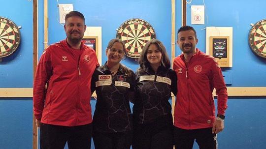 Denizlili dartçılar Hollanda'da tarih yazdı