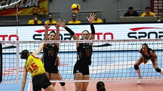 Göztepe - VakıfBank: 1-3