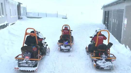 JAK timinden karla kaplı ormanda zorlu tatbikat