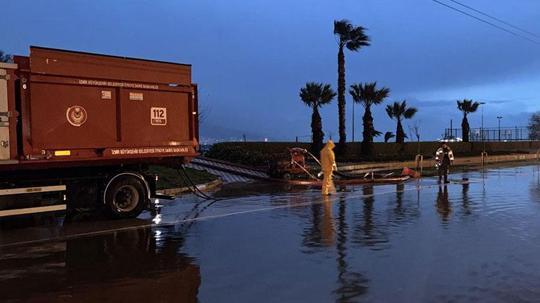 İzmir’de deniz seviyesi 85 santimetre yükseldi