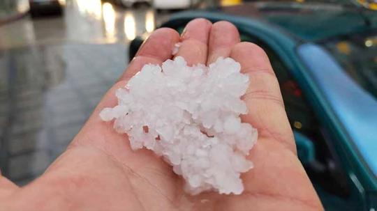 Kırşehir’de dolu ve sağanak etkili oldu