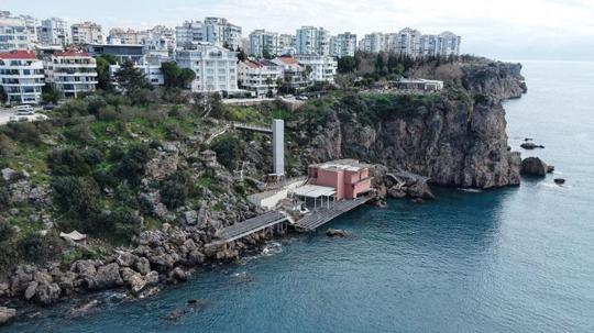 Falezlerde 26 noktada kaçak yapı tespit edildi