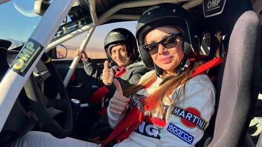 Nevşehir’de 8 Mart Dünya Kadınlar Günü'nde şalvarlı kadınlar co pilotluk yaptı