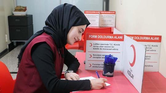 Türk Kızılay'ın rekortmen bağışçı kardeşleri