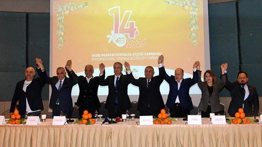 Uluslararası Portakal Çiçeği Karnavalı'nda stantlar, 8 Nisan'a kadar açık kalacak