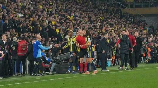 Fenerbahçe, Kerem’in 90+11’inci dakikada attığı golle yarışa devam etti