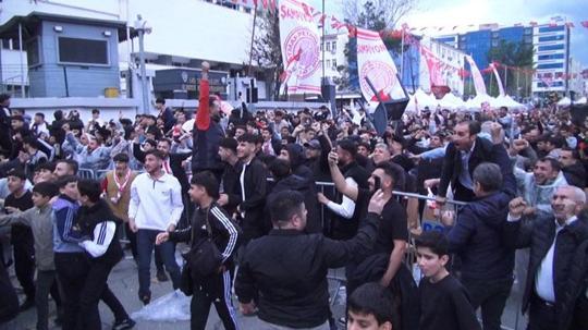 1’inci Lig’e yükselen Batman Petrolspor’dan şampiyonluk kutlaması