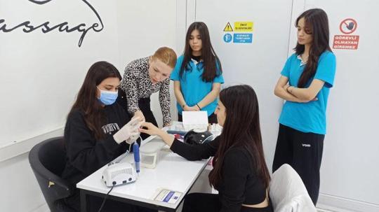 Bu liseyi bitiren öğrenciler güzellik uzmanı olacak