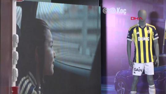 Fenerbahçe, A takım forma göğüs sponsorluğunu yeniledi