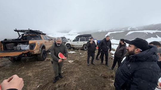 Van’da Off-Road tutkunları Erek Dağı eteklerindeki zorlu parkurları aştı