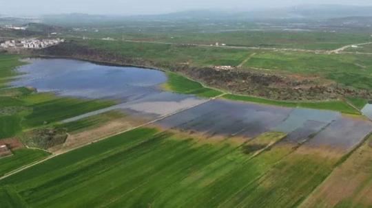 Gaziantep’te su altında kalan ekili tarım arazilerinde tahliye çalışmaları