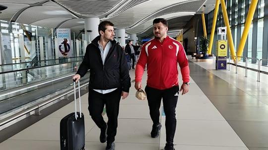 Rekortmen şampiyon Rıza Kayaalp yurda döndü