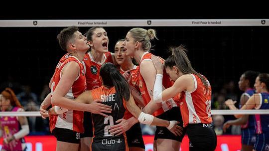 Eczacıbaşı Dynavit Şampiyonlar Ligi Finali’nde VakıfBank’ın rakibi oldu