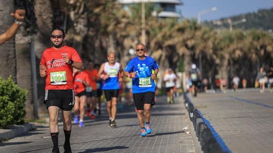 Çeşme Yarı Maratonu’na 43 ülkeden 3 bin 450 sporcu katılacak