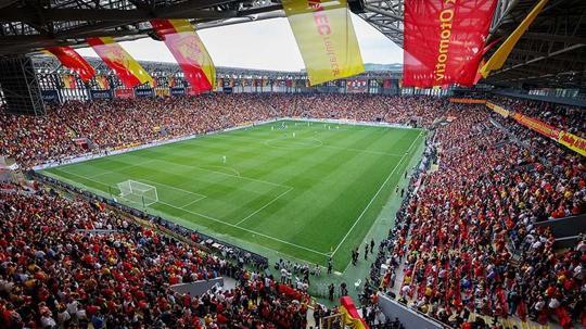 Göztepe evinde son kez sahne alacak
