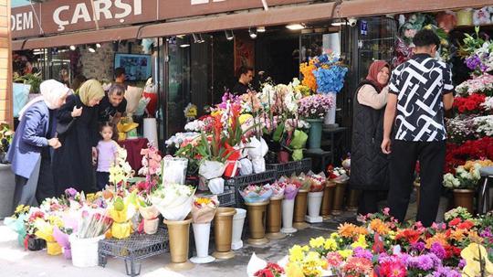 Kayseri'de çiçekçilerde Anneler Günü yoğunluğu