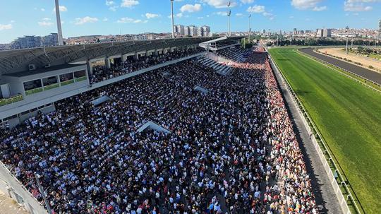 71'inci Dişi ve Erkek Tay Deneme Koşuları pazar günü Veliefendi'de