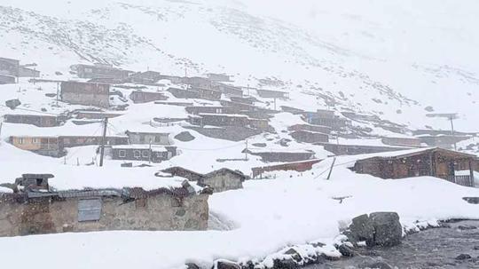 Mayıs ayında Rize’nin yükseklerinde kar yağışı