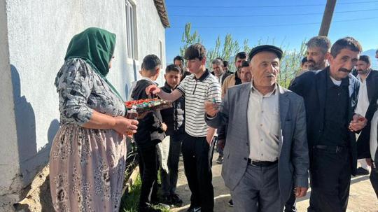 Köyde asırlık bayram geleneği yaşatılıyor