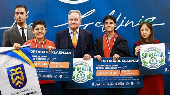 Sıfır Atık Yarışması’nda ödüller sahiplerini buldu