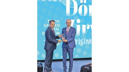‘Türkiye, teknoloji üretimi ve ihracatında da başa oynuyor’