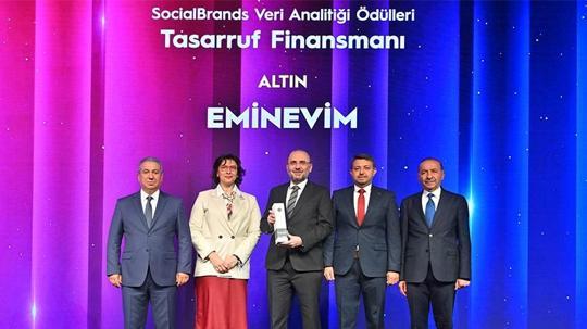Eminevim'e Brandverse Awards'tan altın ödül