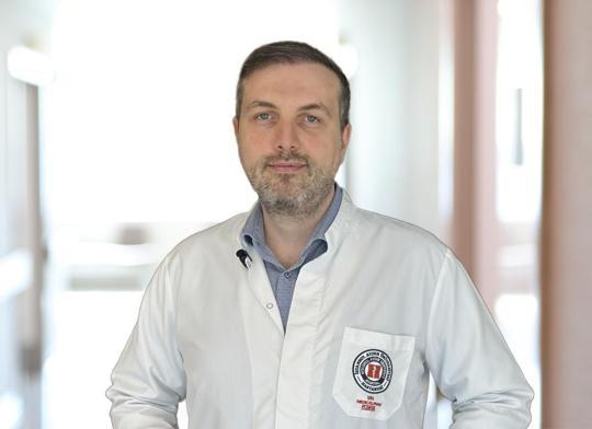 ‘Yaz tatili göz lazer operasyonu için engel değil’