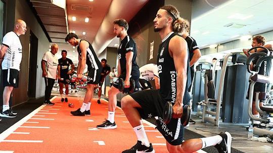 Beşiktaş, Bratislava’daki çalışmalarını salonda sürdürdü