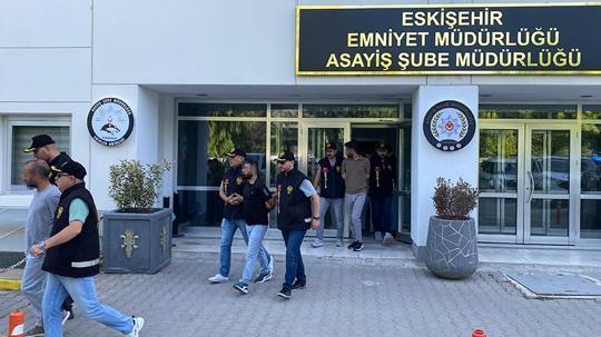 1'i polis, 11 kişinin yaralandığı kavgaya ilişkin 18 gözaltı