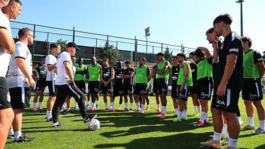 Beşiktaş, Midtjylland maçının hazırlıklarına devam etti