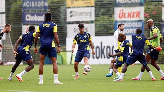 Fenerbahçe, Sturm Graz maçı hazırlıklarına devam etti