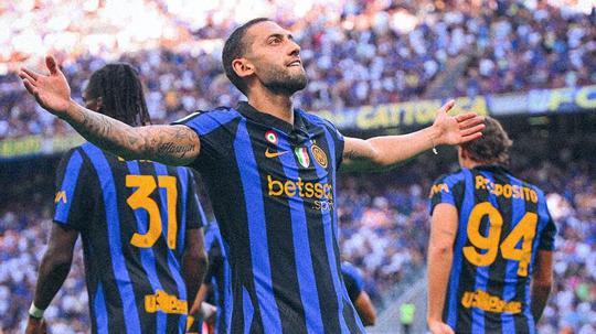 Hakan Çalhanoğlu’nun gol attığı maçta Inter sezona galibiyetle başladı