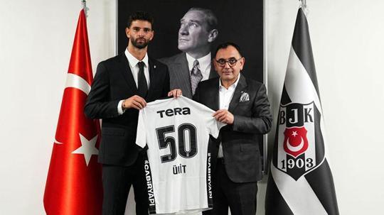 Ümit Akdağ, Beşiktaş'ta 50 numaralı formayı giyecek