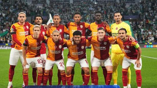 Galatasaray, sezonun ilk yenilgisini Sporting karşısında yaşadı