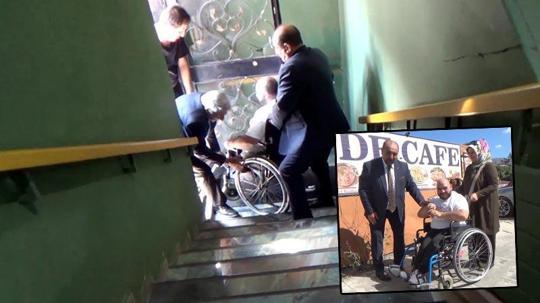 Engellilerin önündeki en büyük engel, dernek binasının merdivenleri