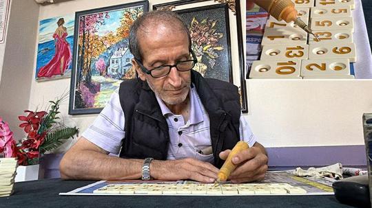 10 yıldır ekmeğini ‘taştan’ çıkarıyor