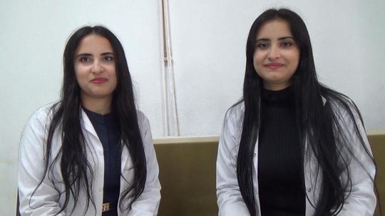 İkizler Fatmanur ve Zehranur, aynı okulda öğretmenlik yapıyor
