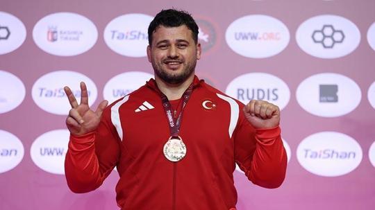 Dünya Güreş Şampiyonası Astana’da başladı