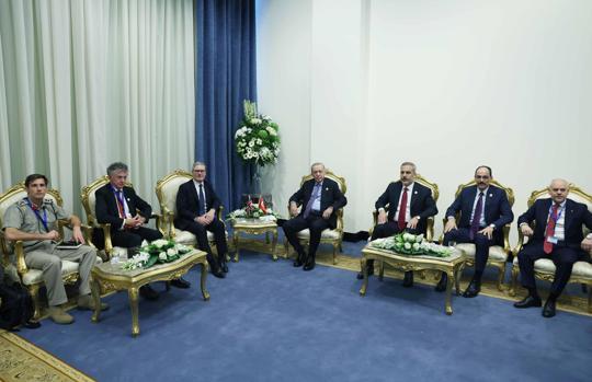 Cumhurbaşkanı Erdoğan, Birleşik Krallık Başbakanı Starmer ile görüştü