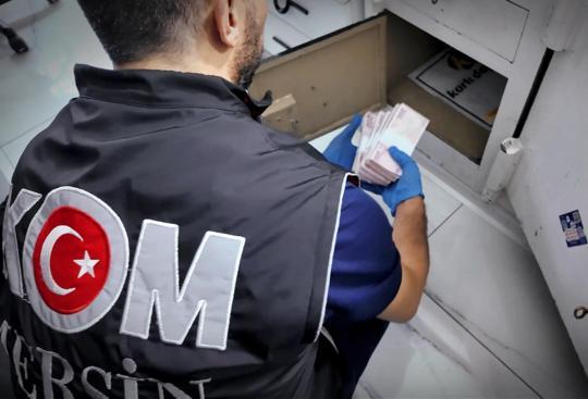 Mersinde FETÖ/PDY operasyonu: 58 gözaltı