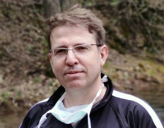 Doktorun öldürüldüğü kliniğin kapısına Cenazemiz var yazısı asıldı