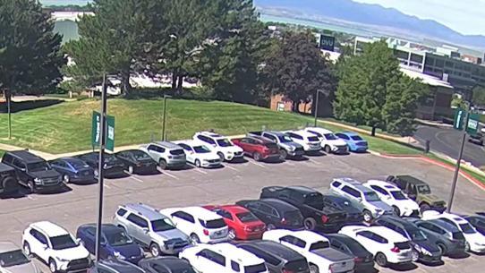 FBI, Charlie Kirk suikasti şüphelesine dair yeni görüntüler yayınladı